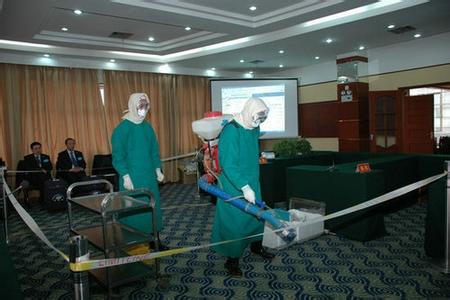 �����������k����